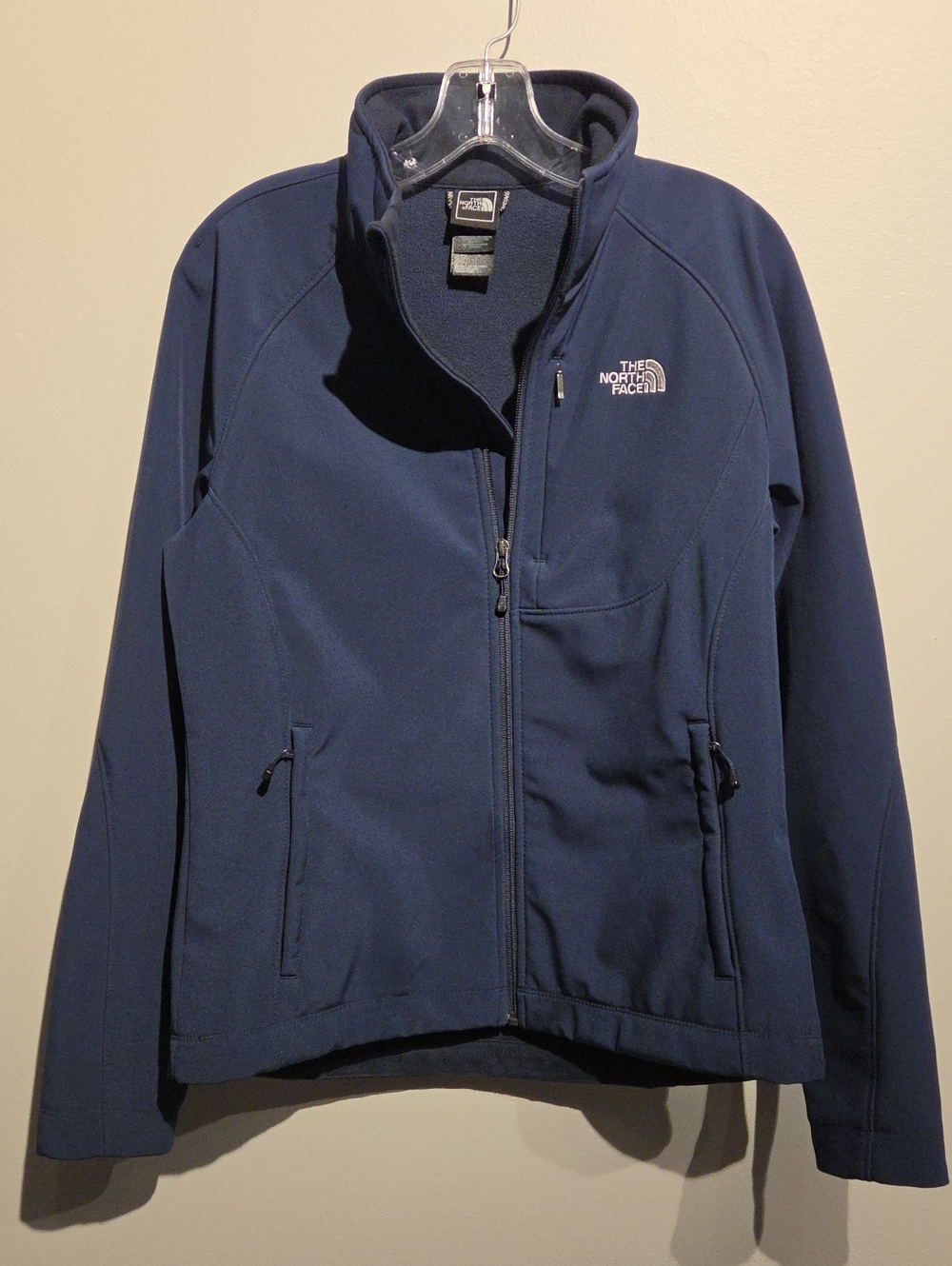 The North Face Women's Navy Zip-Up Softshell Jacket